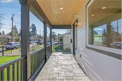 4735 SE 59th Ave, Portland, OR 97206 - Photo 5