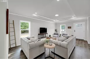 48113 Commercial St, Oakridge, OR 97463 - Photo 3