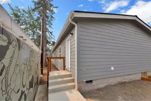 48113 Commercial St, Oakridge, OR 97463 - Photo 33