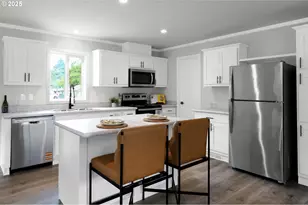 48113 Commercial St, Oakridge, OR 97463 - Photo 7