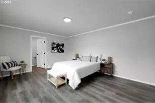 48113 Commercial St, Oakridge, OR 97463 - Photo 19