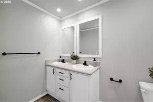 48113 Commercial St, Oakridge, OR 97463 - Photo 23