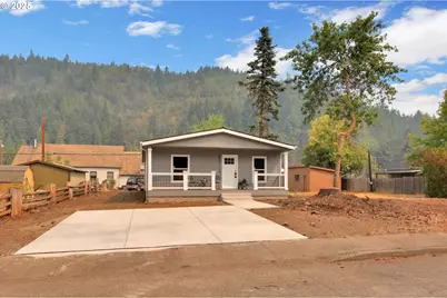 48113 Commercial St, Oakridge, OR 97463 - Photo 35