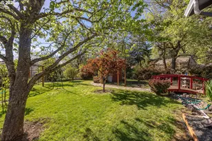 3457 W Normandy Ave, Roseburg, OR 97471 - Photo 33