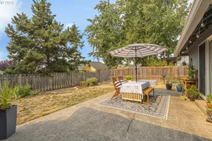 849 E 9th Ct, Lafayette, OR 97127 - Photo 31
