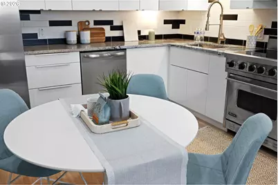 12600 SW Crescent St #206, Beaverton, OR 97005 - Photo 5