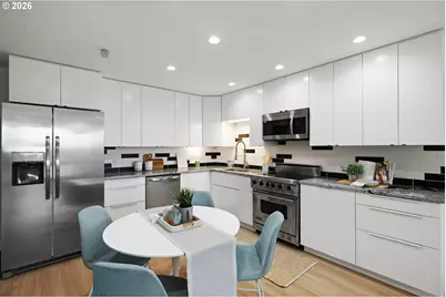 12600 SW Crescent St #206, Beaverton, OR 97005 - Photo 3