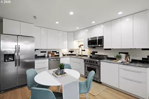 12600 SW Crescent St, Beaverton, OR 97005 - Photo 3