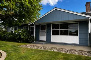 10 SW Peach Ln, Winston, OR 97496 - Photo 1