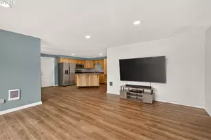 440 NE 3rd St, Willamina, OR 97396 - Photo 5