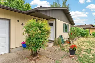 440 NE 3rd St, Willamina, OR 97396 - Photo 3