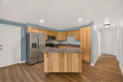 440 NE 3rd St, Willamina, OR 97396 - Photo 11