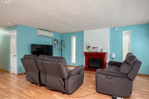 2022 SE 143rd Ave, Portland, OR 97233 - Photo 13