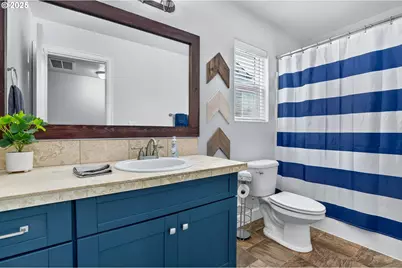 19135 Village Blvd, Sandy, OR 97055 - Photo 19