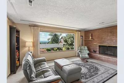 4422 SW Washouga Ave, Portland, OR 97239 - Photo 3