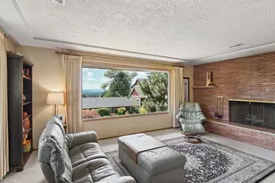 4422 SW Washouga Ave, Portland, OR 97239 - Photo 3