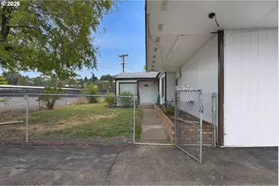 4432 Carnes Rd, Roseburg, OR 97471 - Photo 13