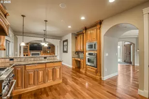 12491 SE Capri Ct, Happy Valley, OR 97086 - Photo 17