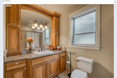 12491 SE Capri Ct, Happy Valley, OR 97086 - Photo 29
