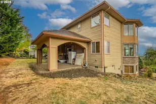 12491 SE Capri Ct, Happy Valley, OR 97086 - Photo 35