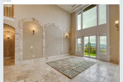 12491 SE Capri Ct, Happy Valley, OR 97086 - Photo 5