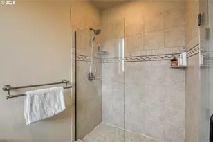12491 SE Capri Ct, Happy Valley, OR 97086 - Photo 31