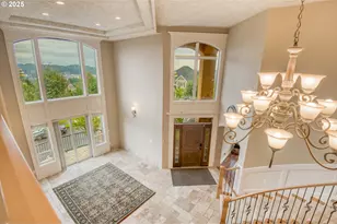 12491 SE Capri Ct, Happy Valley, OR 97086 - Photo 3