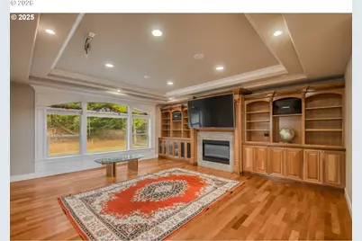 12491 SE Capri Ct, Happy Valley, OR 97086 - Photo 9