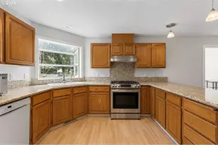 13215 NE 30th St, Vancouver, WA 98682 - Photo 9
