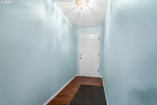 7150 SW Hyland Way Ct, Beaverton, OR 97008 - Photo 7