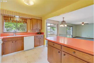 14335 NE Alton Ct, Portland, OR 97230 - Photo 11