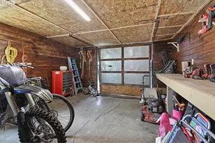 406 E Jones St, Yacolt, WA 98675 - Photo 39