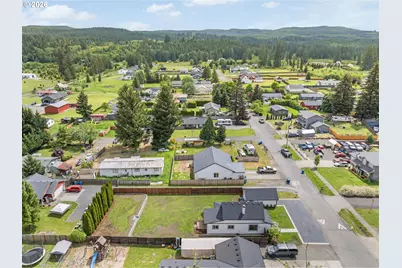 406 E Jones St, Yacolt, WA 98675 - Photo 31