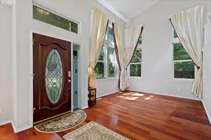 975 NE Ayrshire Dr, Hillsboro, OR 97124 - Photo 3