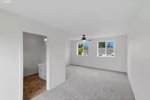 584 Exchange St, North Bend, OR 97459 - Photo 31