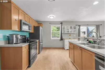38909 Sandy Heights St, Sandy, OR 97055 - Photo 9