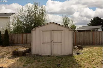 550 Skookum Ct, Columbia City, OR 97018 - Photo 27