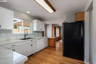 550 Skookum Ct, Columbia City, OR 97018 - Photo 9