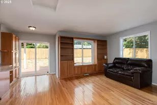 550 Skookum Ct, Columbia City, OR 97018 - Photo 11