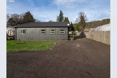 47875 Elgin Ave, Oakridge, OR 97463 - Photo 1