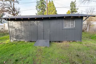 47875 Elgin Ave, Oakridge, OR 97463 - Photo 21