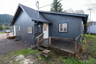 47875 Elgin Ave, Oakridge, OR 97463 - Photo 19