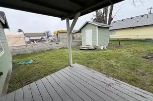 150 S 5th St, Lakeside, OR 97449 - Photo 9