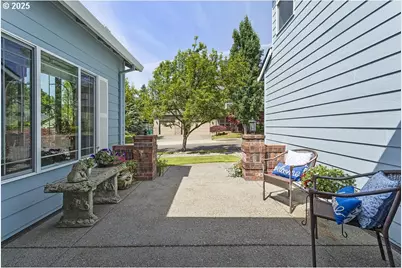17121 SE Bearspaw St, Portland, OR 97236 - Photo 5