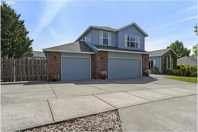 17121 SE Bearspaw St, Portland, OR 97236 - Photo 3