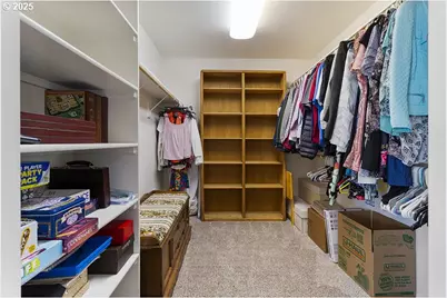 17121 SE Bearspaw St, Portland, OR 97236 - Photo 21