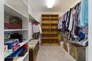 17121 SE Bearspaw St, Portland, OR 97236 - Photo 21