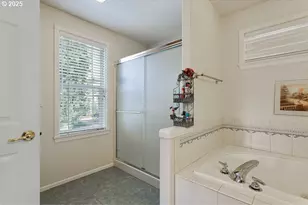 17121 SE Bearspaw St, Portland, OR 97236 - Photo 25