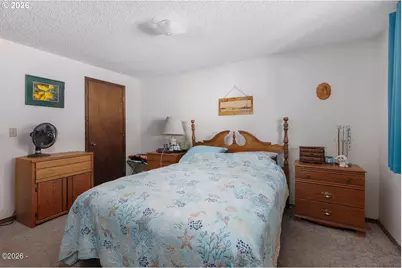 925 SE Viewmont Ave, Corvallis, OR 97333 - Photo 17