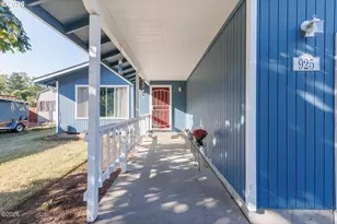 925 SE Viewmont Ave, Corvallis, OR 97333 - Photo 5
